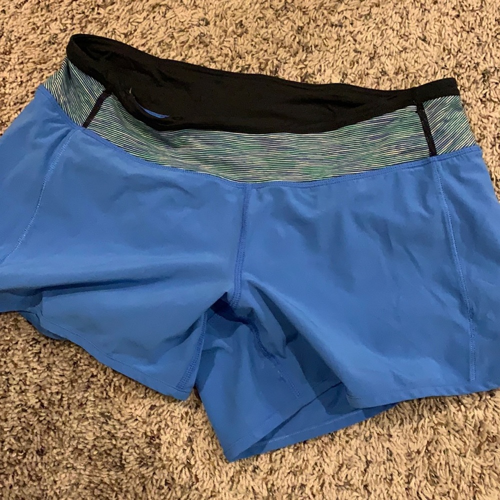 Size 6 Lululemon shorts